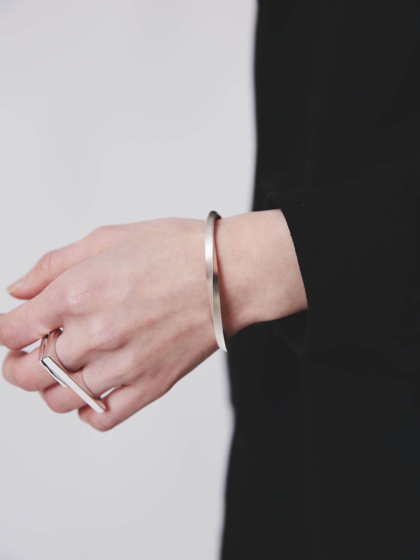 シルバー925 バングル ｜幅4mm｜21-B-001