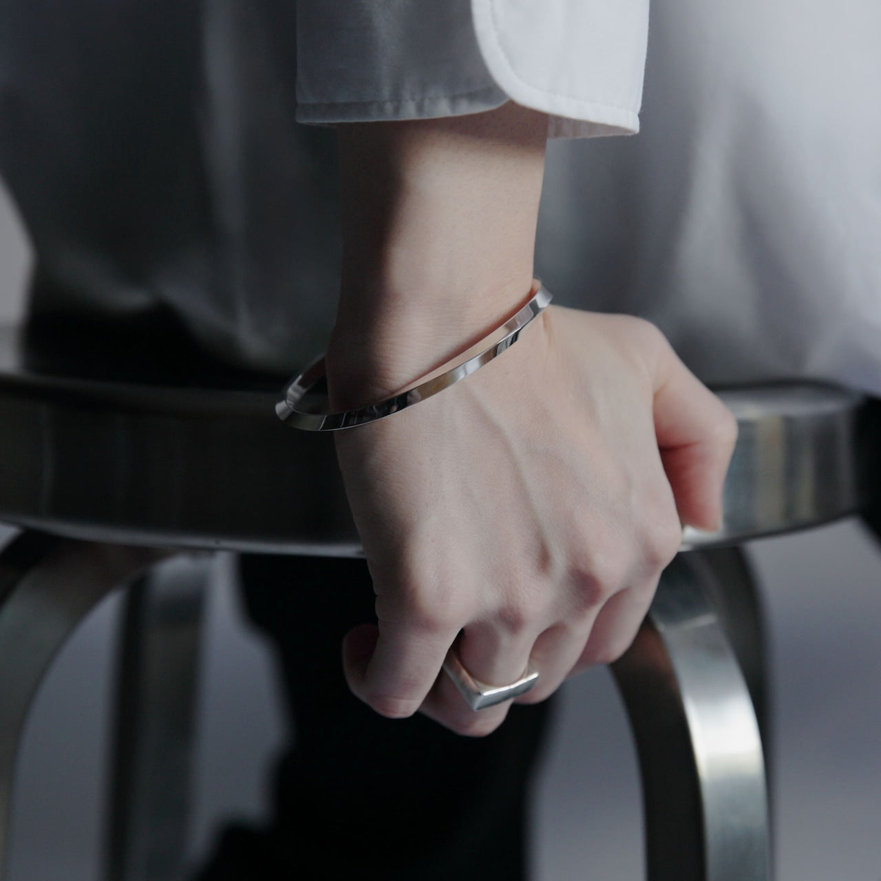 シルバー925 バングル ｜幅4mm｜21-B-004